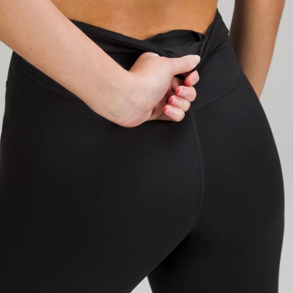 Base pace.  25”. Reflective - Picture 3 of 10